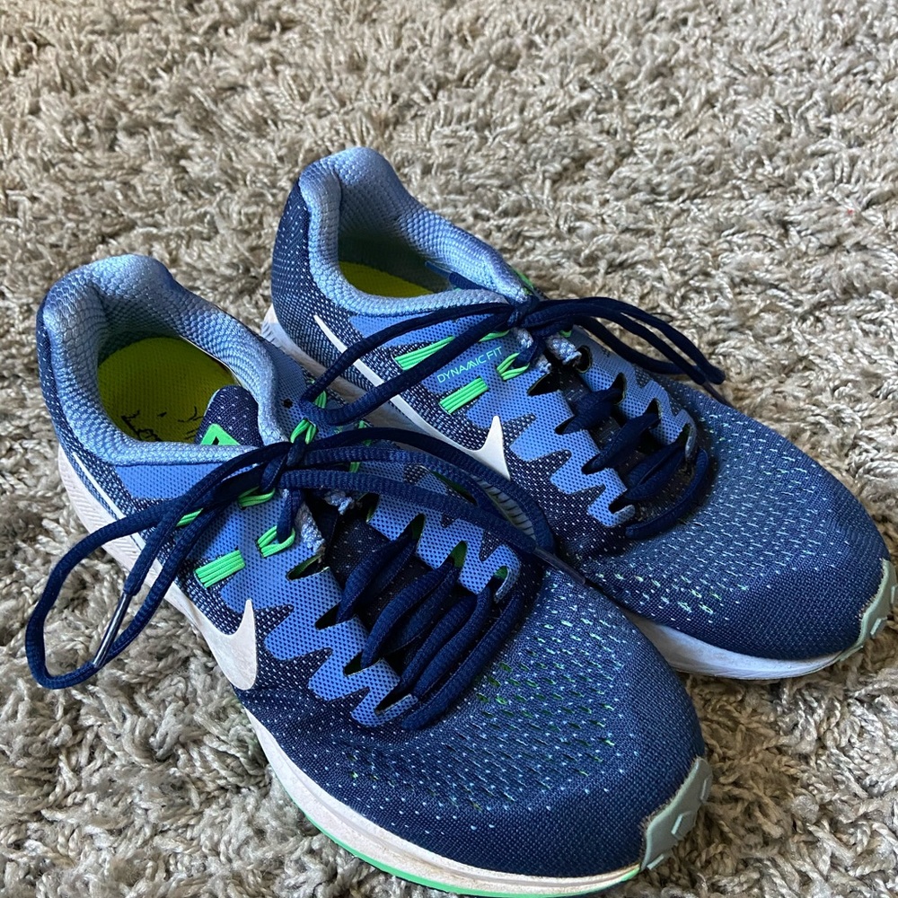 nike running shoes